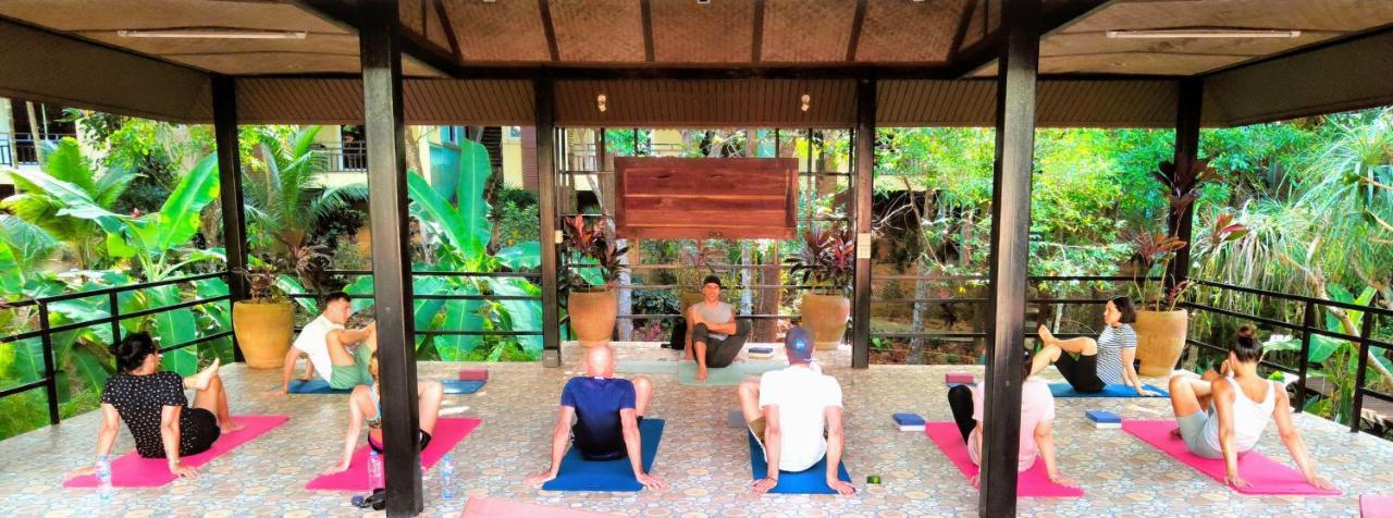 Phuket Jungle Experience Resort Karon Exteriör bild