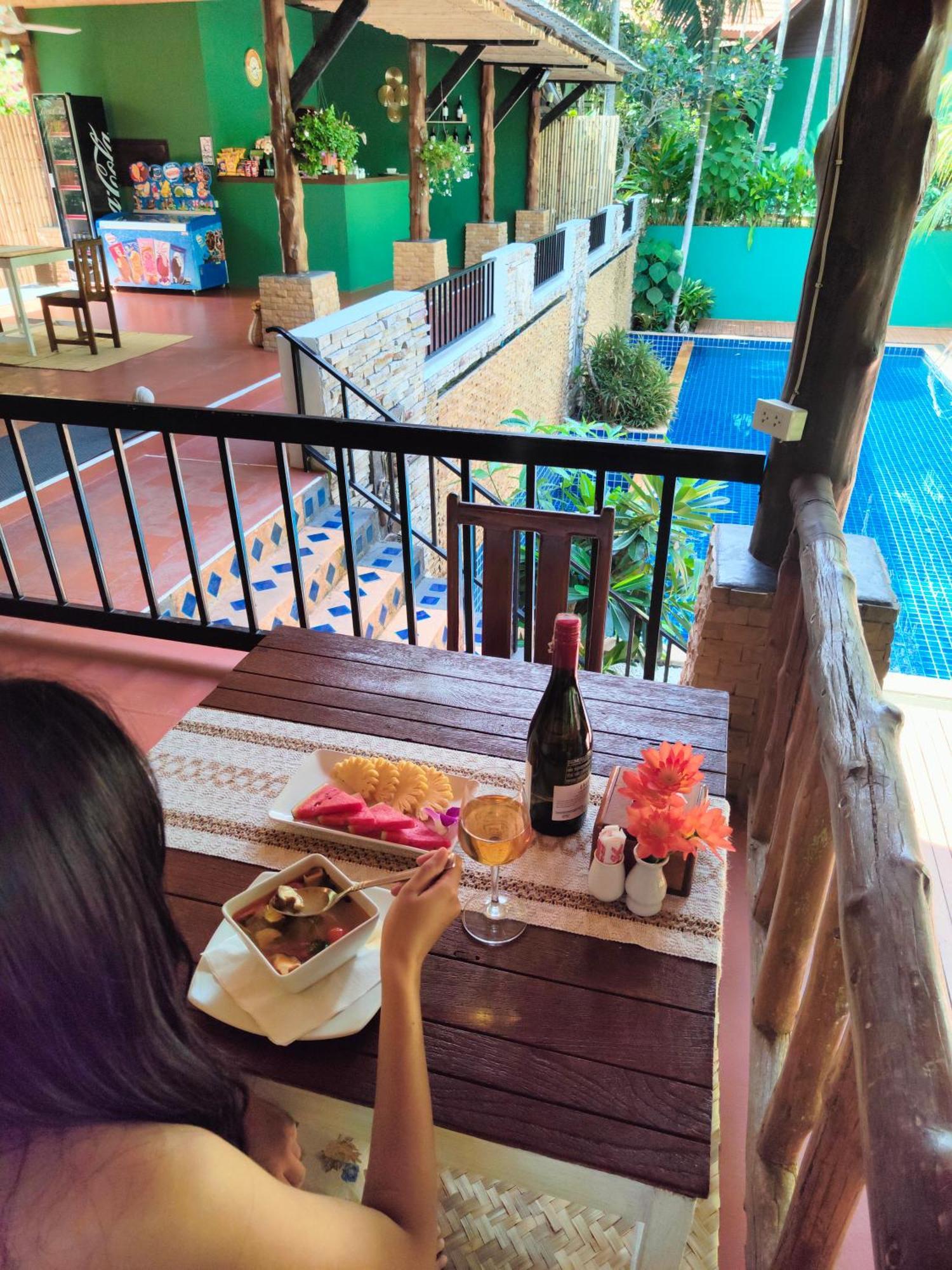 Phuket Jungle Experience Resort Karon Exteriör bild