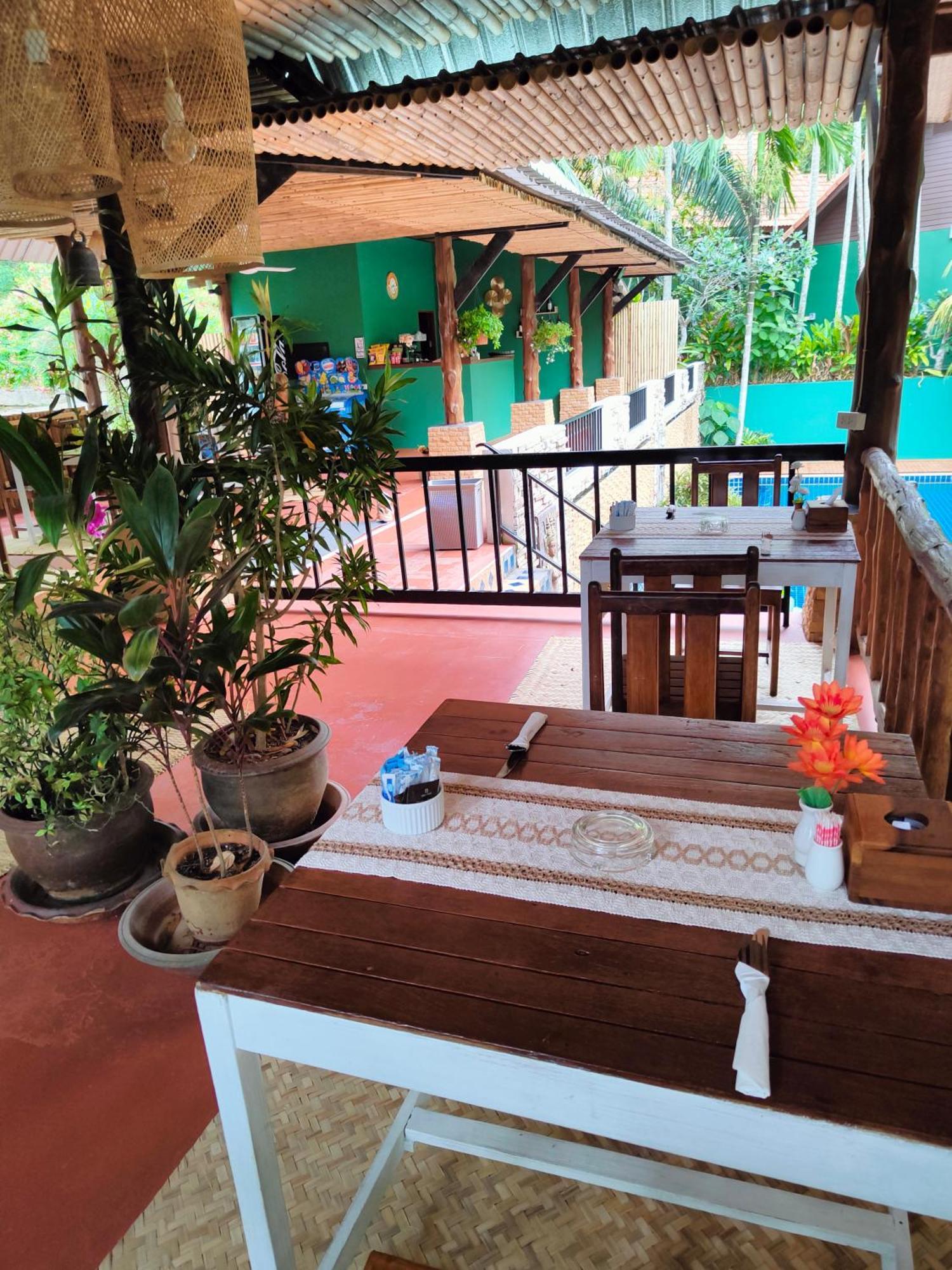 Phuket Jungle Experience Resort Karon Exteriör bild