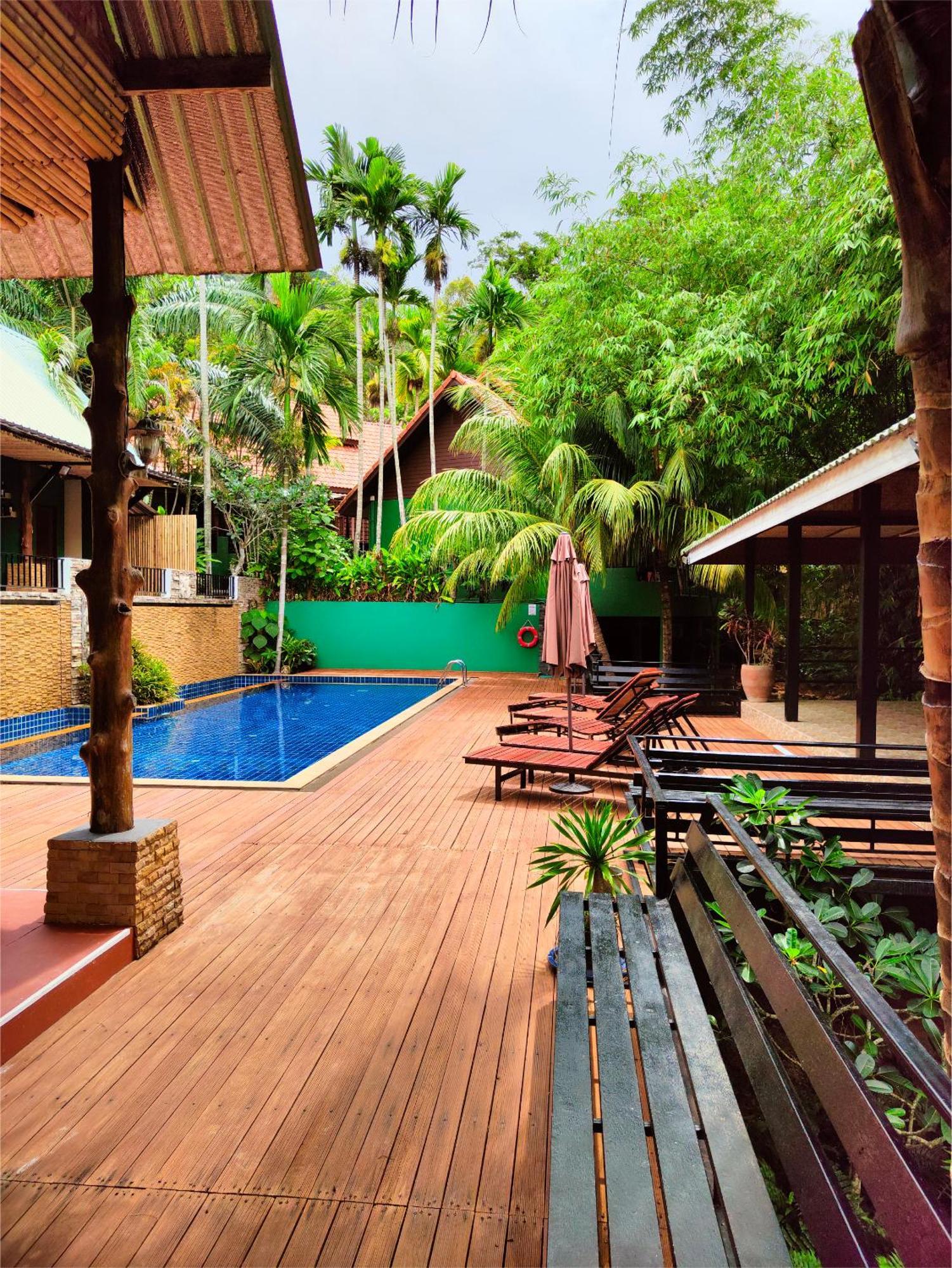 Phuket Jungle Experience Resort Karon Exteriör bild
