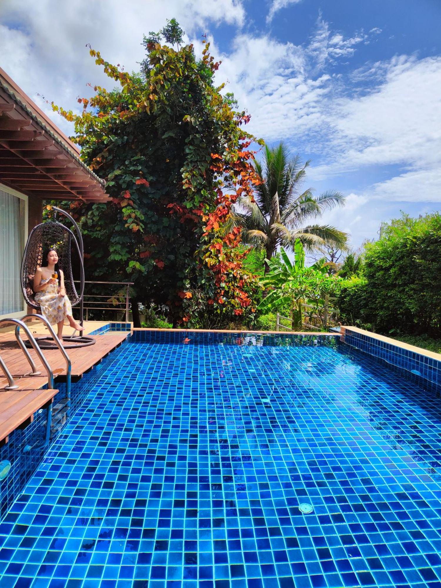 Phuket Jungle Experience Resort Karon Exteriör bild
