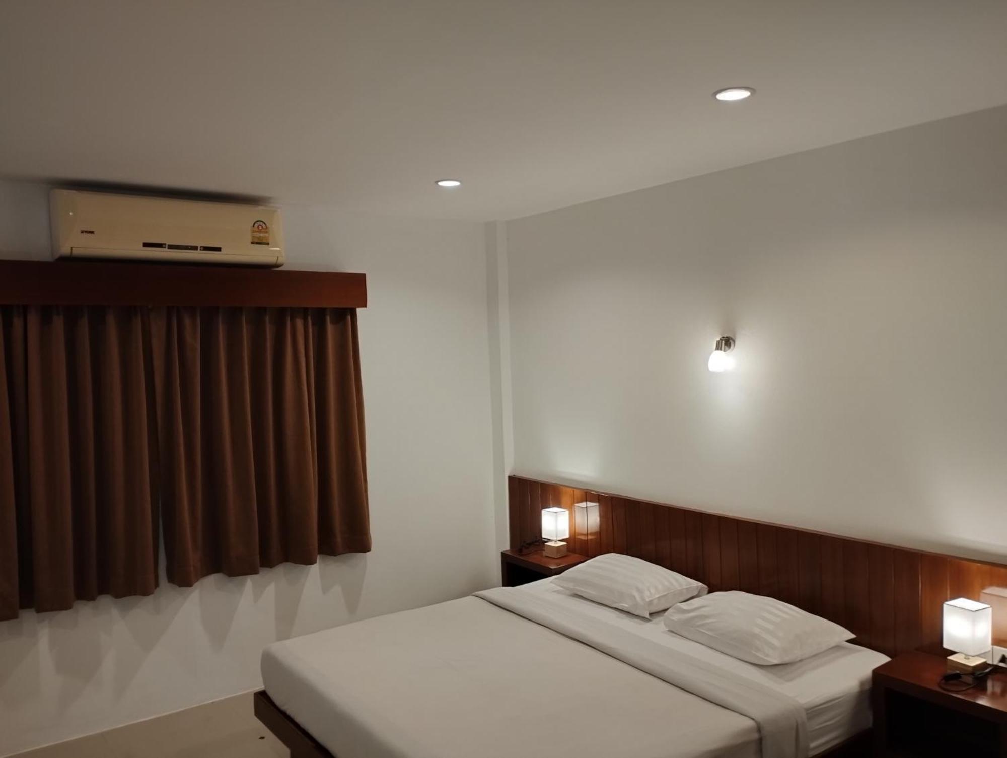 Phuket Jungle Experience Resort Karon Exteriör bild