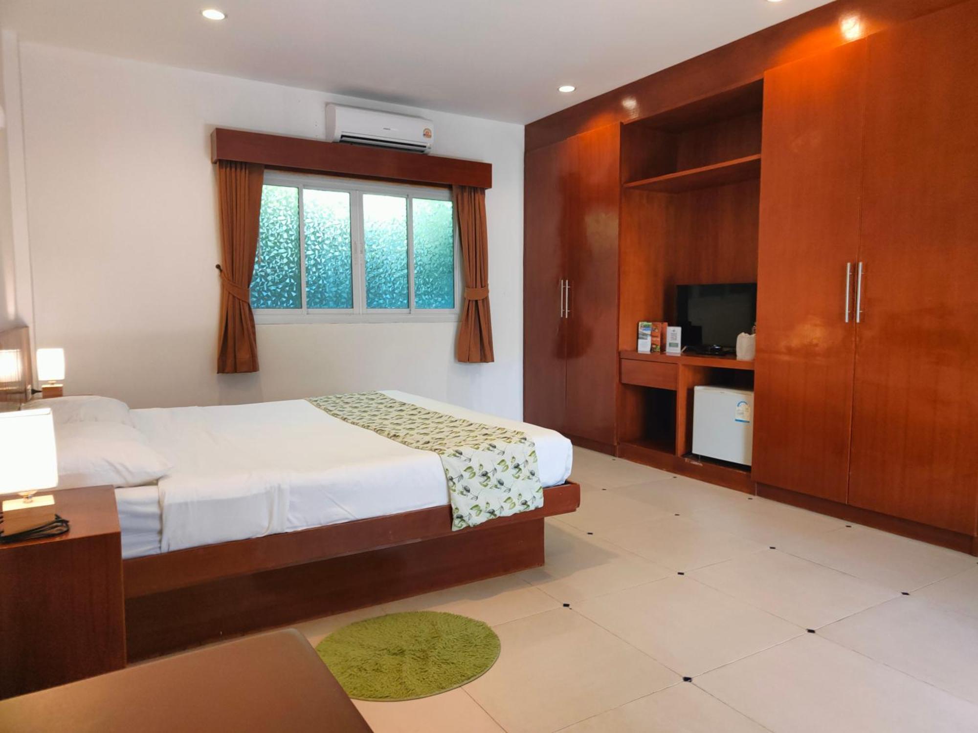 Phuket Jungle Experience Resort Karon Exteriör bild